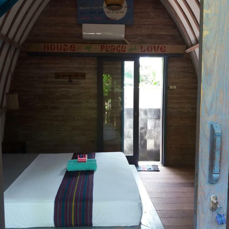 Ocean Soul Hotel Gili Trawangan Room photo